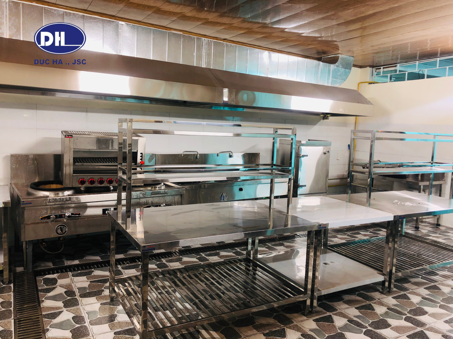 Thiết Kế & Thi Công hệ thống Bếp Nhà Hàng Hà Linh TP Phổ Yên