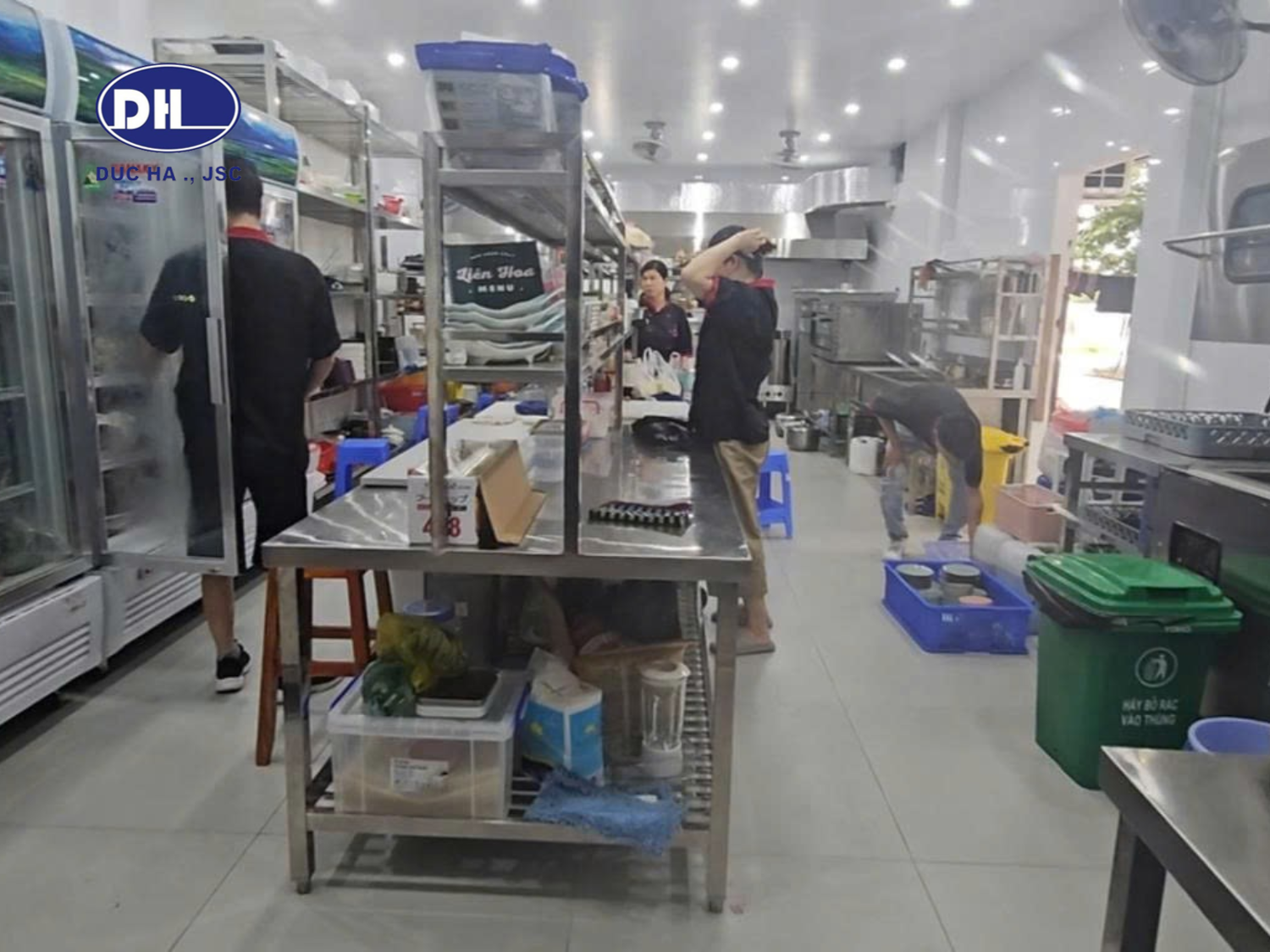 Thiết Kế & Thi Công Bếp ăn Nhà Hàng Liên Hoa Chay Hải Dương