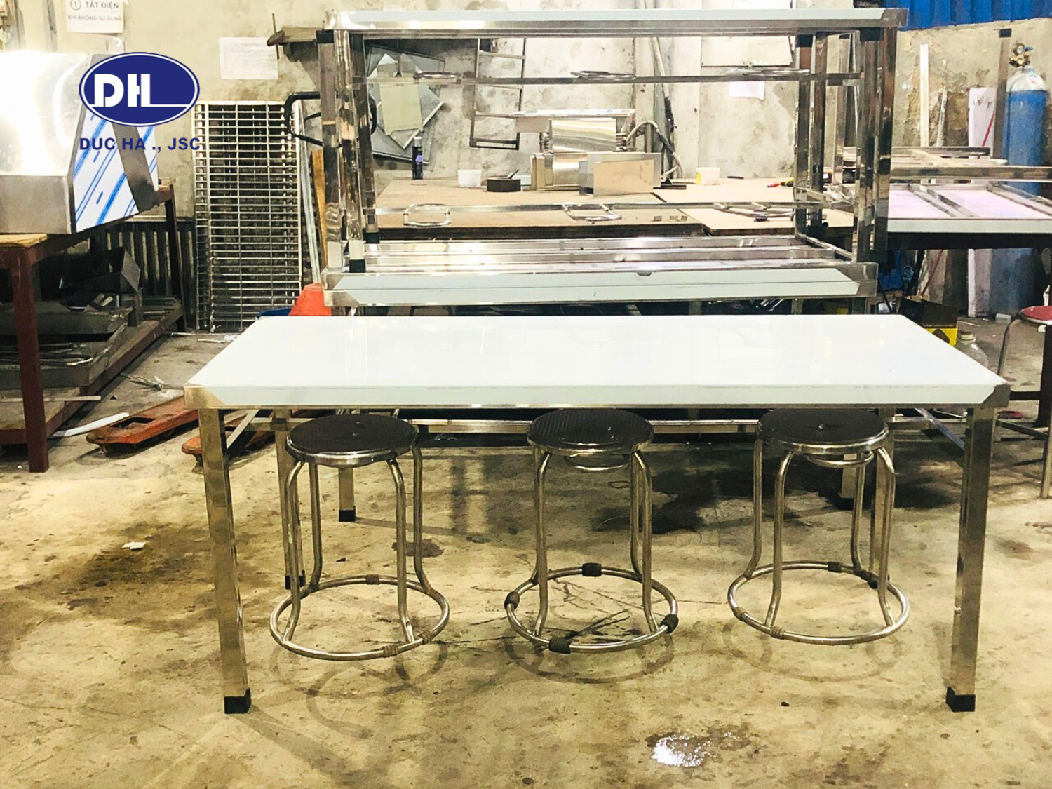 Thi công hệ thống bếp ăn trường MN Hồng Phong