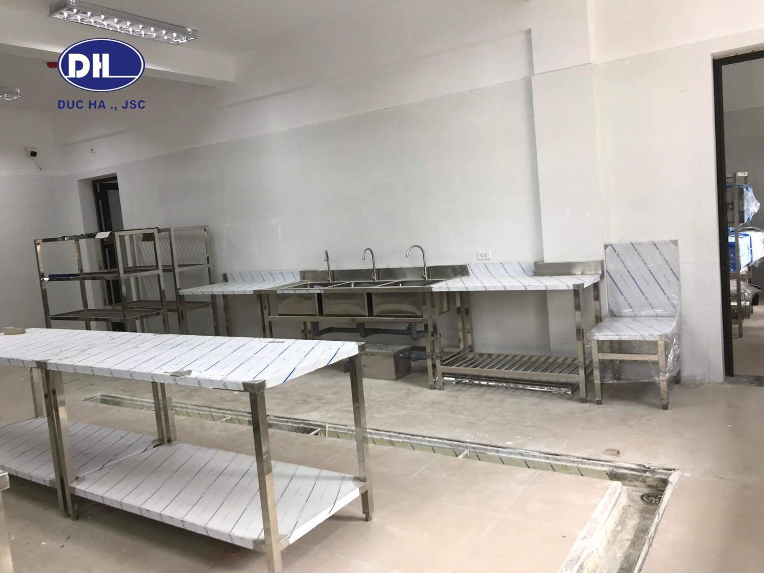 Ảnh tổng thể khu bếp Trường Mầm Non Nguyễn Tuân - Hà Nội