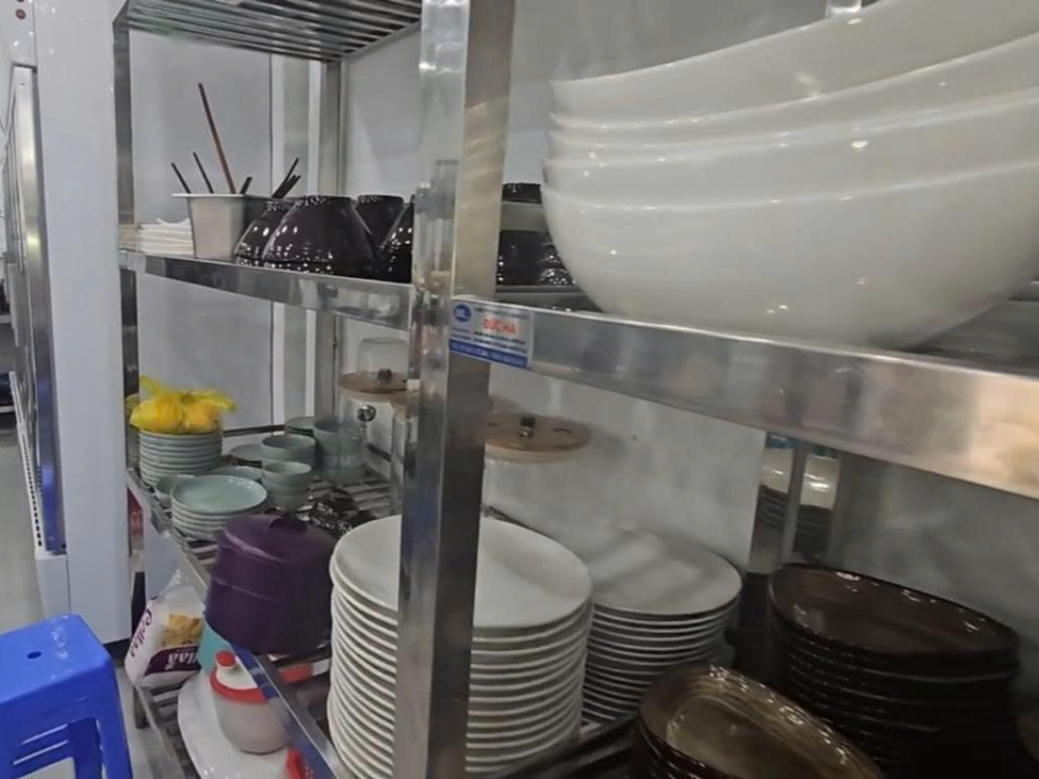 Thiết Kế & Thi Công Bếp ăn Nhà Hàng Liên Hoa Chay Hải Dương