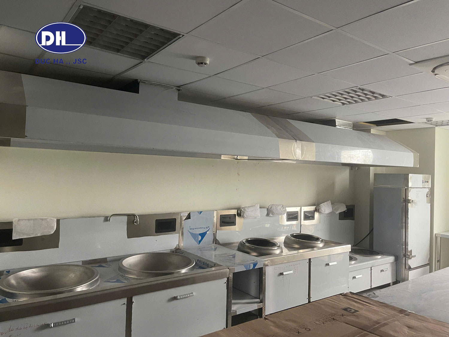 Dư án thi công bếp ăn Trung Tâm Truyền Thông Quảng Ninh