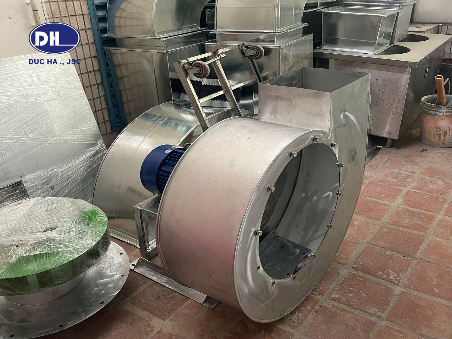 Thi công bếp ăn công nghiệp cho Tổng Công ty Hàng Hải Việt Nam