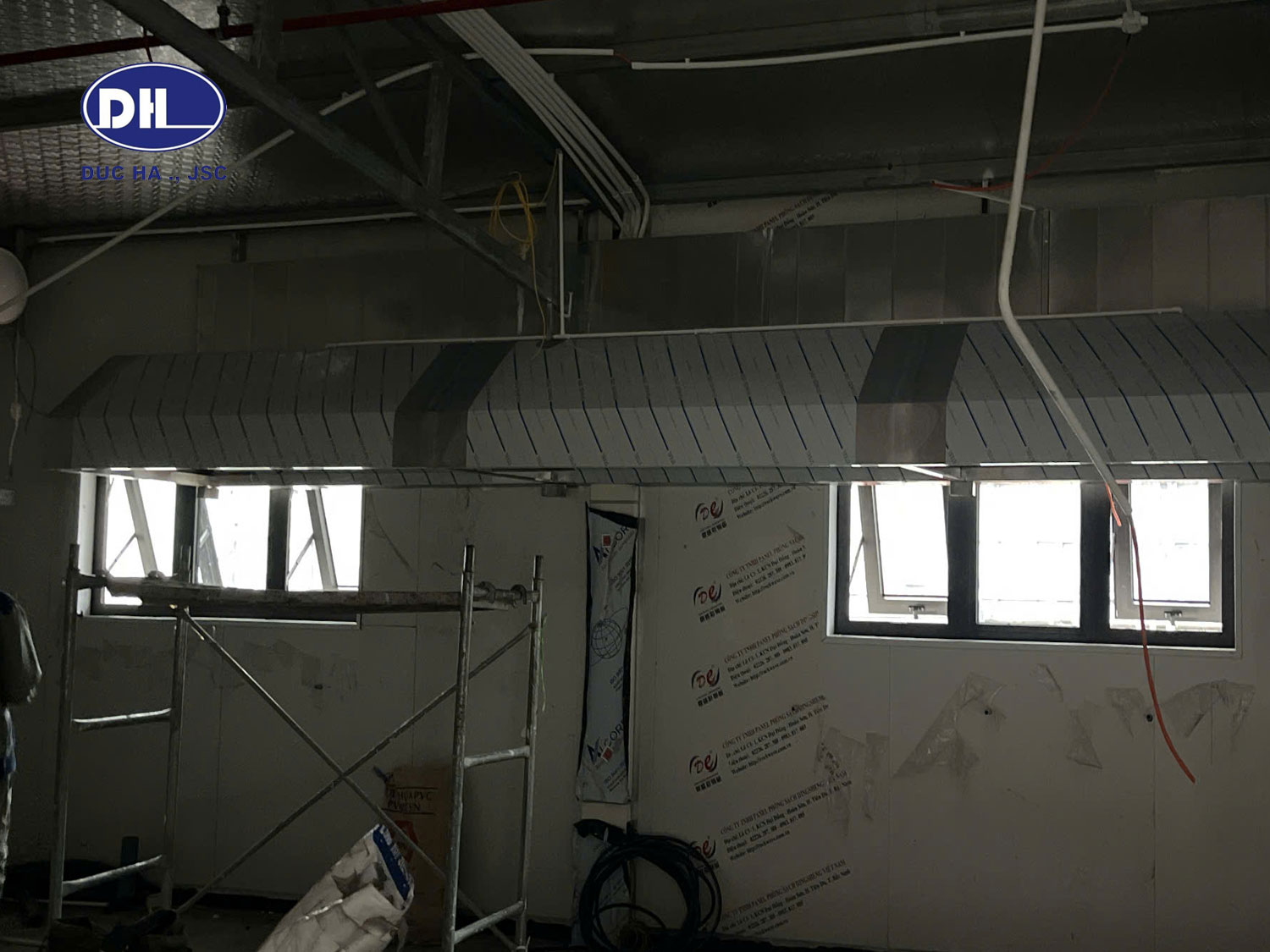 Thi công chụp hút khói bếp ăn công nghiệp