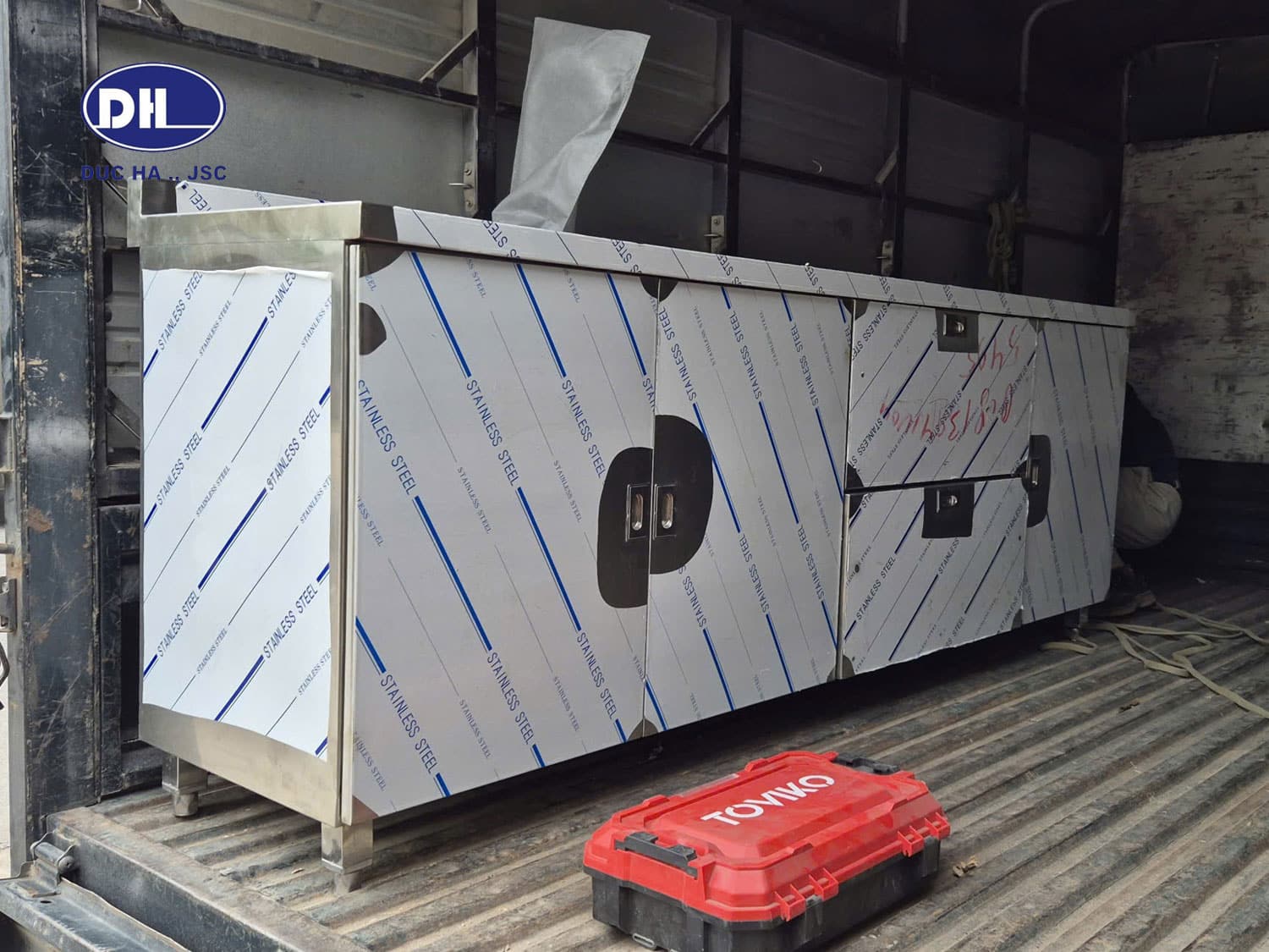 Chậu rửa inox công nghiệp có tủ chứa dưới bền đẹp giá xưởng