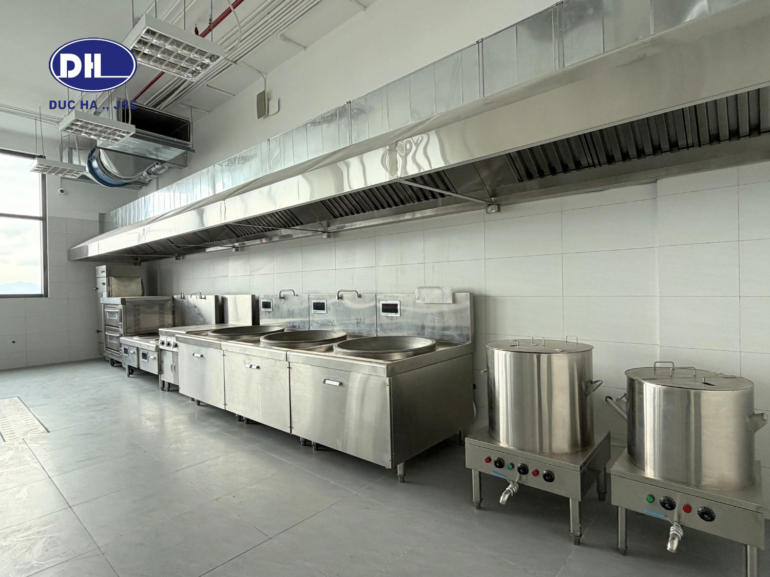 Khu bếp BCHQS tinh Thái Nguyên